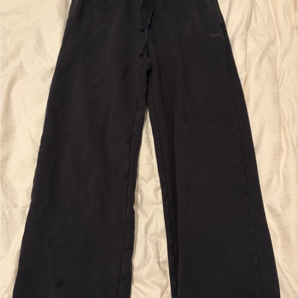 TNA Pants - TNA Aritiza Cozy Fleece Sweatpants in Black size small